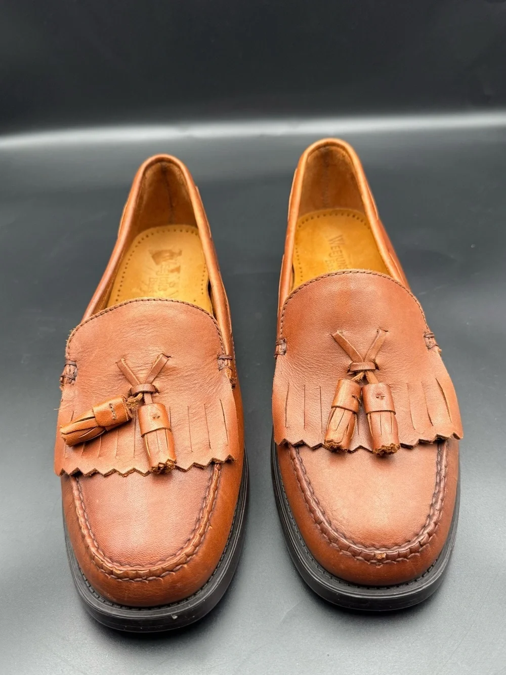Bass Weejuns Marietta II Tassel Loafers Tan Leather Men’s 10W